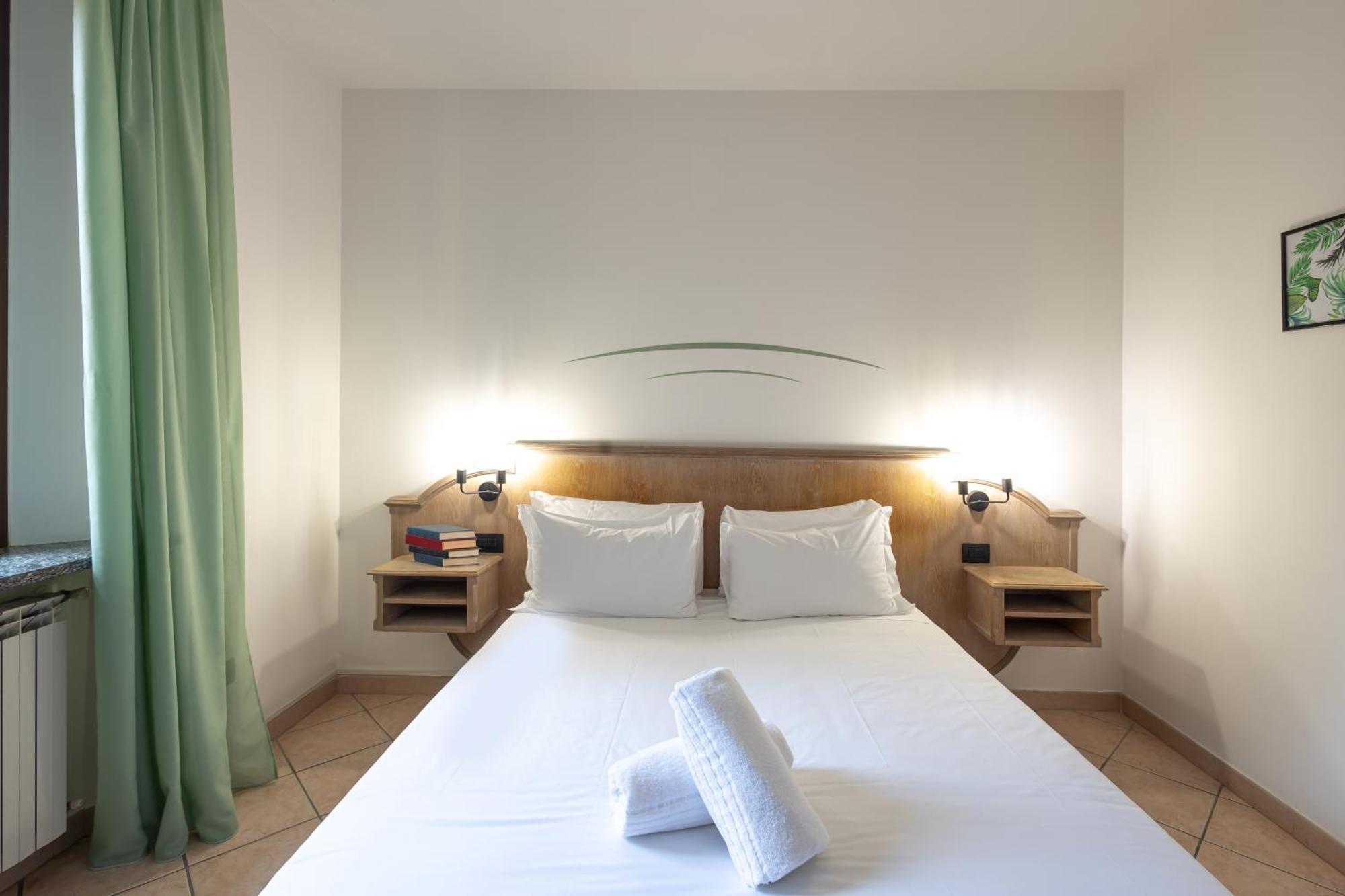 Hotel Tornielli 9 By Lvg Hotel Collection Новара Екстер'єр фото